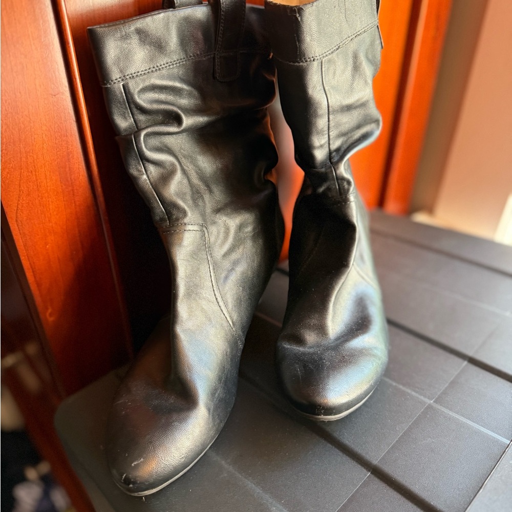Oris Black Heeled Boots with Soft Leather